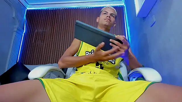 Omen20  online show from 04/11/26, 11:14