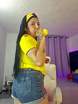 Celestee 21 online show from 06/18/26, 01:50