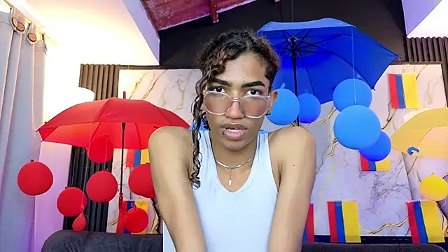 triiangel latinboy online show from 07/02/26, 12:22