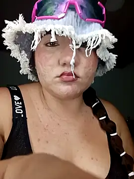 Snapshot of DiosaAfrodita_ chatting on 04/16/26, 04:24 DiosaAfrodita online show from 04/16/26, 04:24