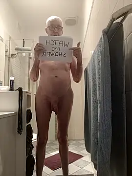 cuminmyface100 online show from 05/05/26, 12:40