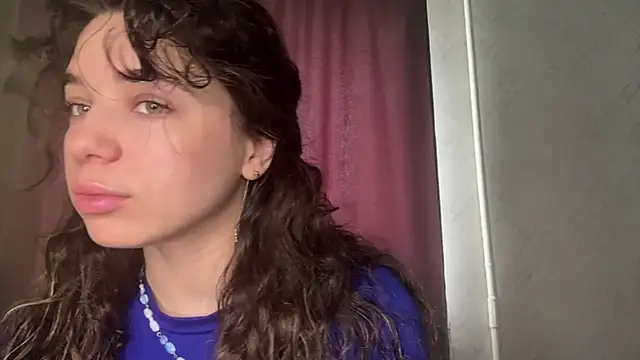 Angeliheee online show from 04/16/26, 10:16