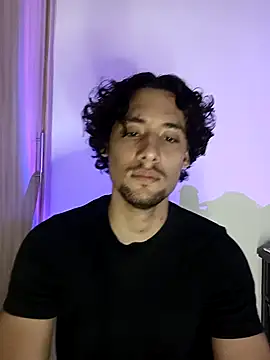 Emilprime online show from 04/12/26, 03:33