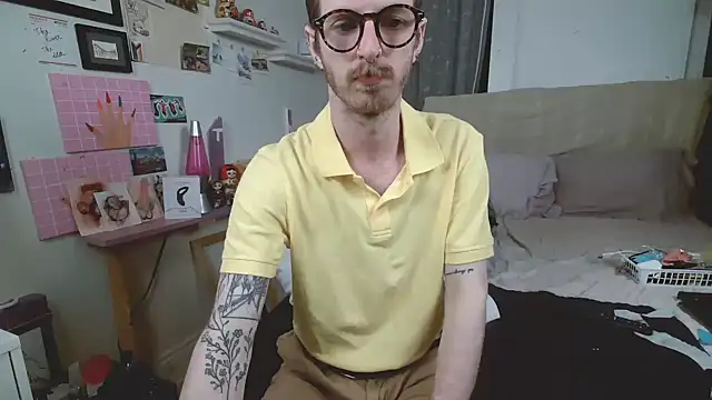 gnickname online show from 06/26/26, 03:55