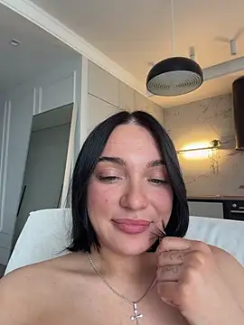 LucyHotty  online show from 04/14/26, 10:10