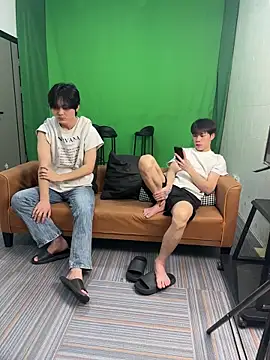 Snapshot of titi-999 chatting on 04/16/26, 03:40 titi-999 online show from 04/16/26, 03:40