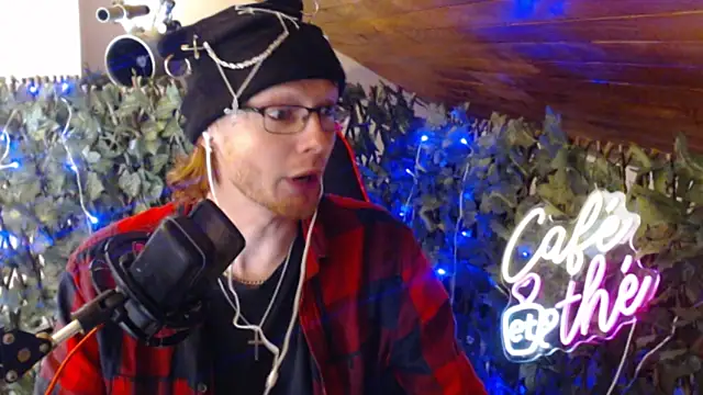 SkinnyAlex1312 online show from 04/09/26, 09:58