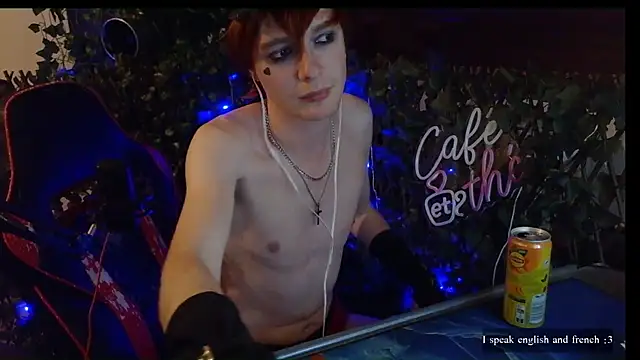 SkinnyAlex1312 online show from 04/26/26, 09:01