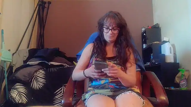 Miliffhj online show from 05/08/26, 12:43
