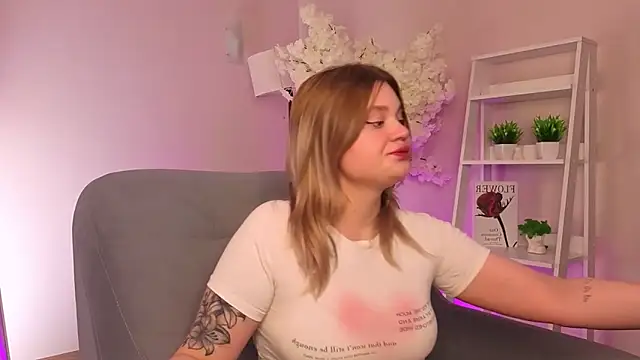 AdeleBaile online show from 04/22/26, 04:26