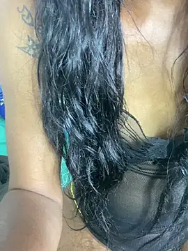 Snapshot of Debbaby chatting on 04/12/26, 01:43 Debbaby online show from 04/12/26, 01:43