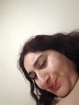 atesli zumra online show from 04/12/26, 09:42