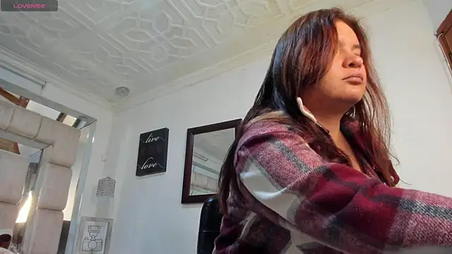 SarahQ65 online show from 04/16/26, 12:50