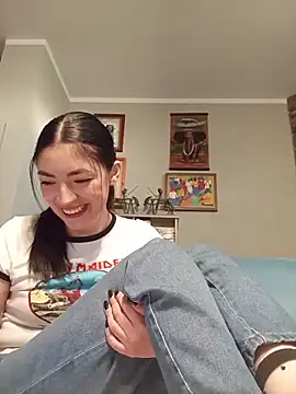 Snapshot of thailycupcake chatting on 04/16/26, 05:25 thailycupcake online show from 04/16/26, 05:25