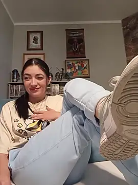 thailycupcake online show from 05/05/26, 02:47