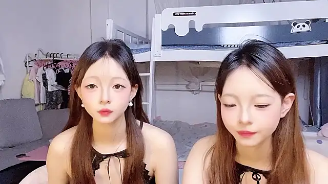 Snapshot of xiaoqiao-daqiao chatting on 04/14/26, 12:33 xiaoqiao-daqiao online show from 04/14/26, 12:33