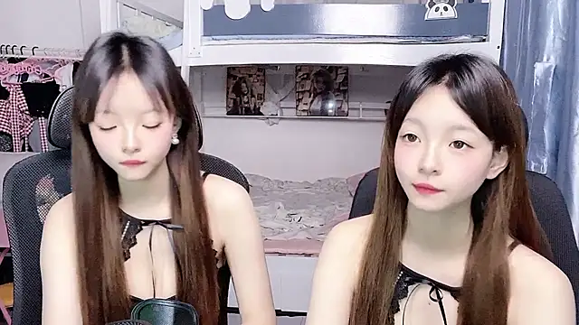 Snapshot of xiaoqiao-daqiao chatting on 04/16/26, 01:12 xiaoqiao-daqiao online show from 04/16/26, 01:12