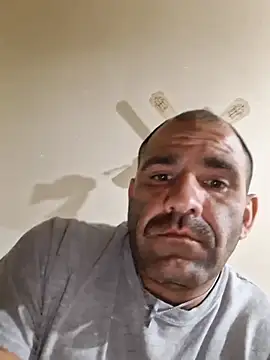 Snapshot of fitguy4u chatting on 06/04/26, 01:06 fitguy4u online show from 06/04/26, 01:06