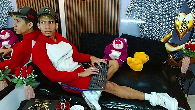 Skinny cute Alyer online show from 06/24/26, 02:21
