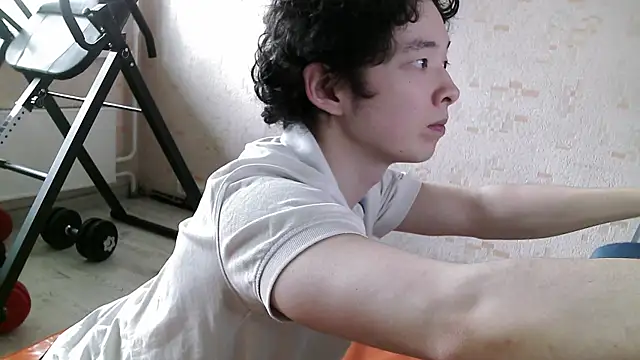 Miklaxyk online show from 04/18/26, 12:31