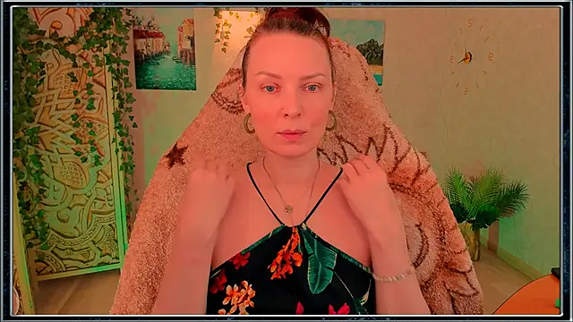 LanaRadiance online show from 06/10/26, 09:19