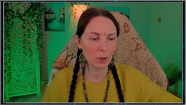 LanaRadiance online show from 06/17/26, 01:01