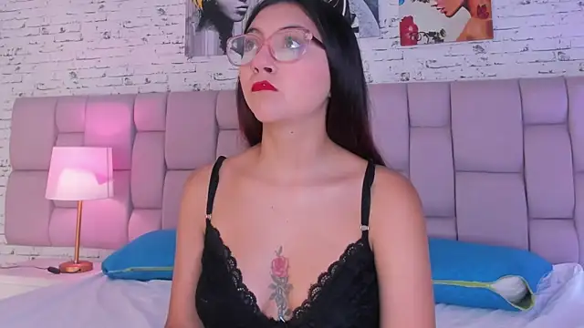 AshleeyRoberts online show from 05/10/26, 01:16