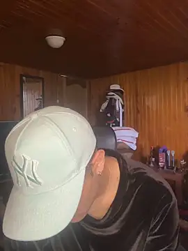 Snapshot of smarinloch chatting on 04/15/26, 02:02 smarinloch online show from 04/15/26, 02:02