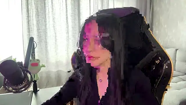 maomauu online show from 04/17/26, 03:20