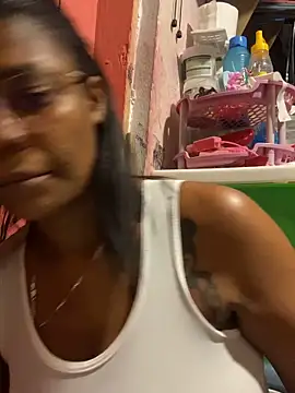 Malonna69 online show from 04/12/26, 12:37