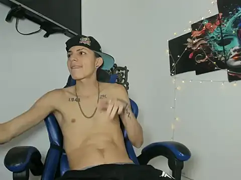 Snapshot of Yherferson_45 chatting on 04/16/26, 05:08 Yherferson 45 online show from 04/16/26, 05:08