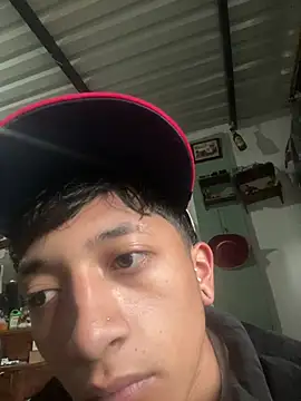 Snapshot of Aaron_Brink_ chatting on 04/15/26, 12:23 Aaron Brink online show from 04/15/26, 12:23