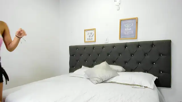 Isabella-Rose1 online show from 04/13/26, 08:14