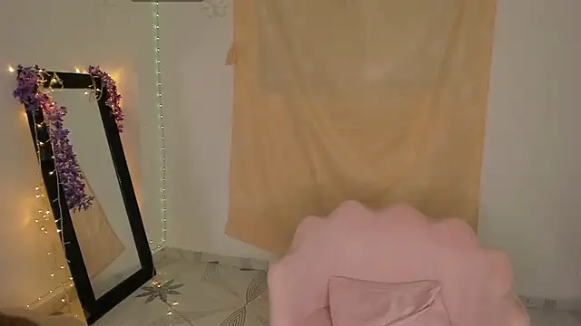 Hurrem sofiia online show from 04/15/26, 07:43