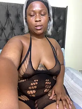 VIOLETTXXX1 online show from 04/15/26, 02:13