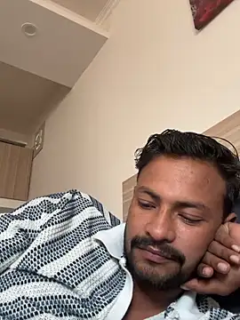 newdelhiBOY  online show from 05/31/26, 09:16