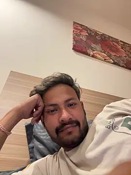 newdelhiBOY  online show from 06/06/26, 03:50