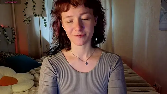 Ricki Bloom online show from 05/11/26, 09:26