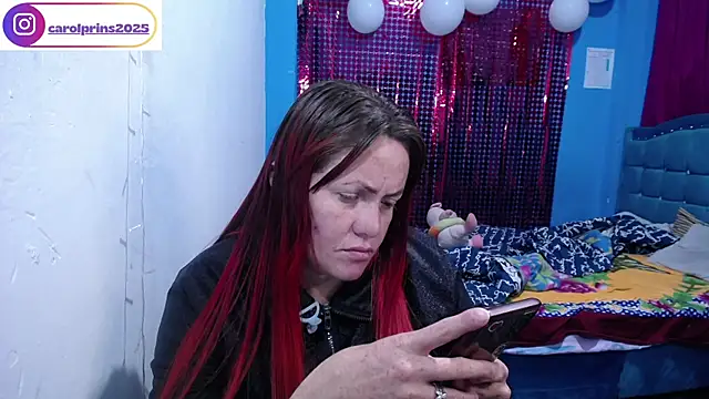 carolinhe26 online show from 04/15/26, 02:02