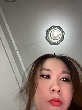 Snapshot of xiaoxiao_02 chatting on 04/14/26, 03:45 xiaoxiao 02 online show from 04/14/26, 03:45