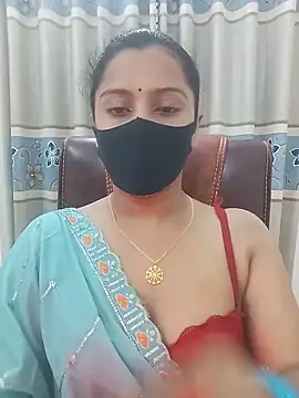 Snapshot of zareen_approach chatting on 06/16/26, 10:56 zareen approach online show from 06/16/26, 10:56