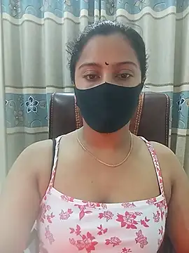 Snapshot of zareen_approach chatting on 06/24/26, 04:39 zareen approach online show from 06/24/26, 04:39