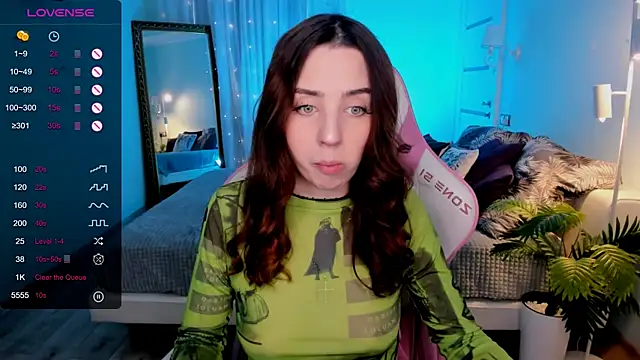 CharliGrace  online show from 06/02/26, 08:16