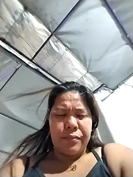 Snapshot of FILIPINAPUSSYPINAY chatting on 04/15/26, 10:33 FILIPINAPUSSYPINAY online show from 04/15/26, 10:33