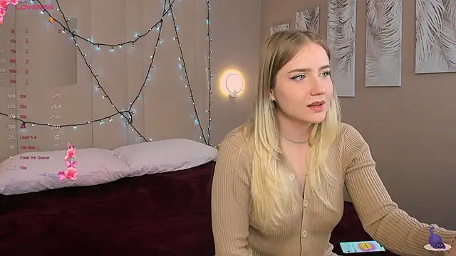 Liacandy  online show from 04/11/26, 11:14