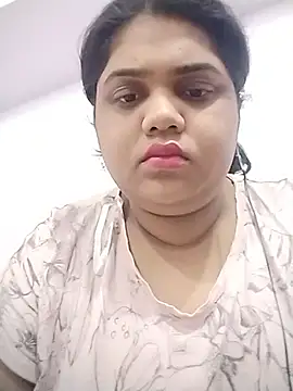 Snapshot of hotsilk21 chatting on 04/15/26, 03:02 hotsilk21 online show from 04/15/26, 03:02