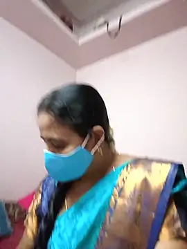 Tamilaunty35 online show from 05/20/26, 04:24