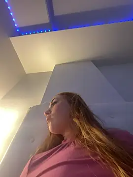 Sapphirelustxo online show from 05/11/26, 04:04