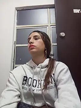AmaraSaint online show from 05/08/26, 01:11