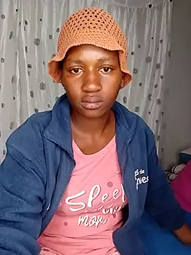 DimpleQueen 01 online show from 06/17/26, 05:54